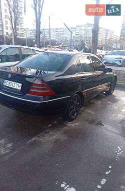 Седан Mercedes-Benz C-Class 2001 в Ивано-Франковске