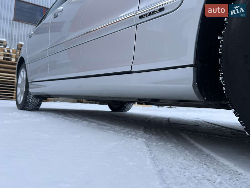 Седан Mercedes-Benz C-Class 2005 в Надвірній