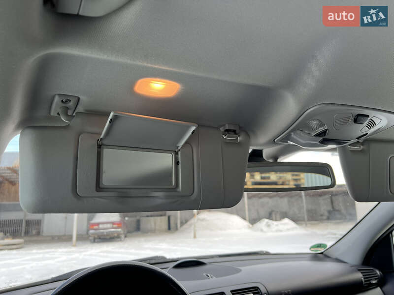 Седан Mercedes-Benz C-Class 2005 в Надвірній