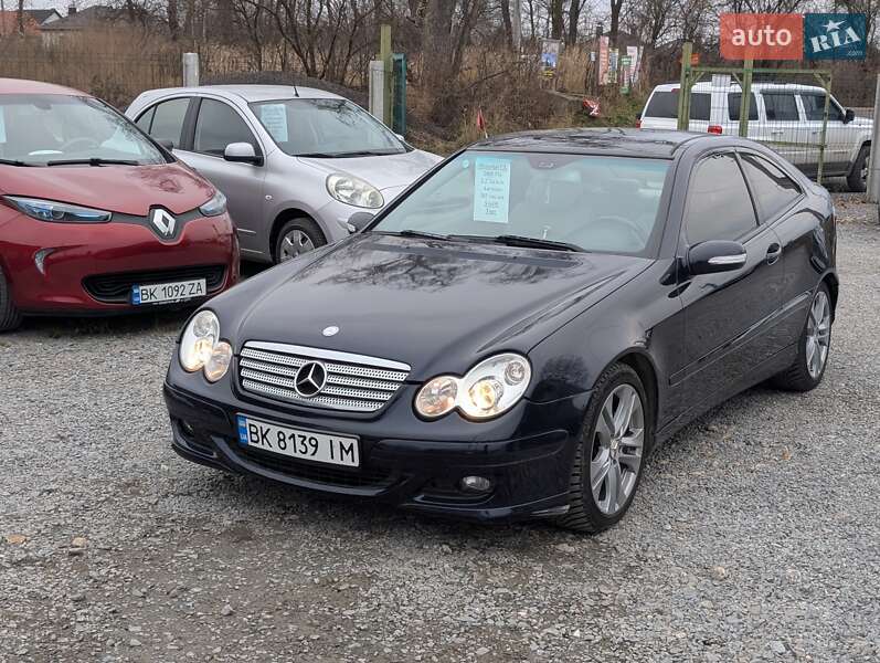 Купе Mercedes-Benz C-Class 2005 в Рівному