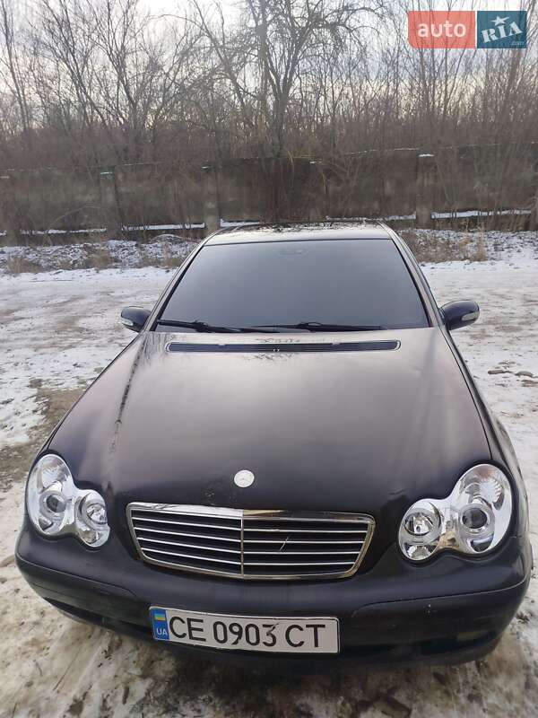 Седан Mercedes-Benz C-Class 2001 в Чернівцях