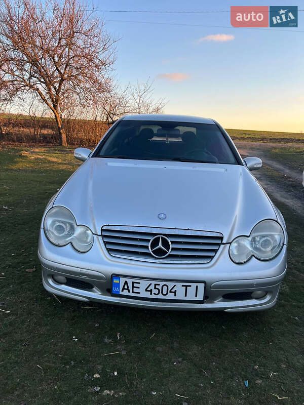 Купе Mercedes-Benz C-Class 2003 в Кривому Розі