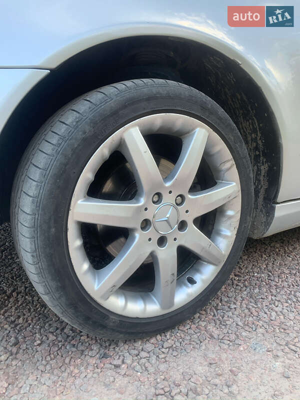 Купе Mercedes-Benz C-Class 2004 в Вишгороді