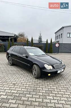 Універсал Mercedes-Benz C-Class 2004 в Ізяславі