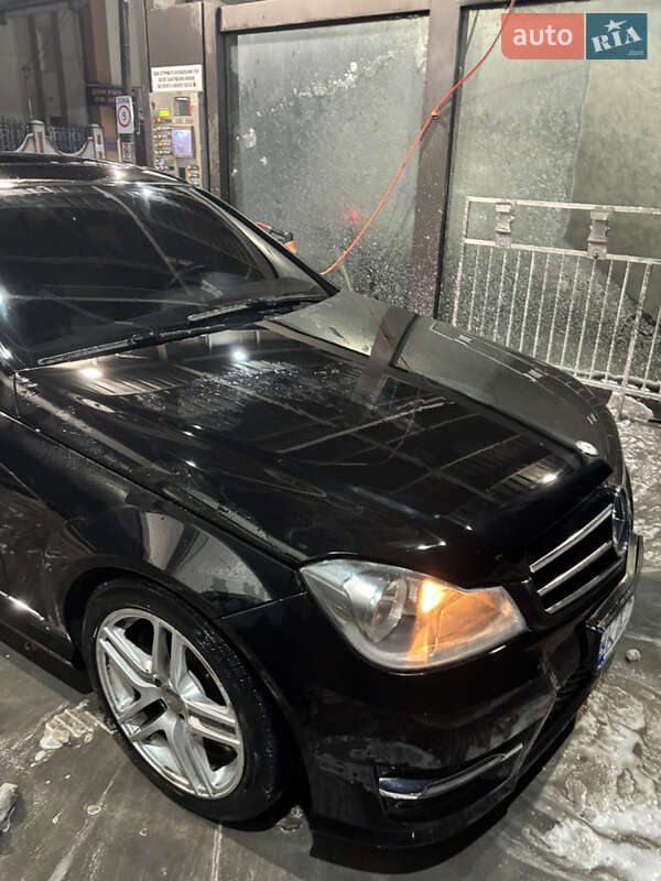 Седан Mercedes-Benz C-Class 2014 в Яготині