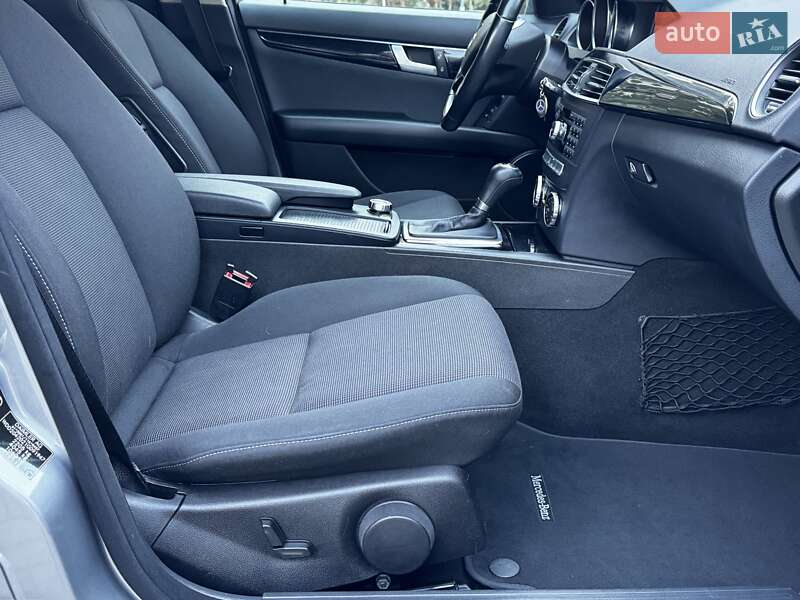 Универсал Mercedes-Benz C-Class 2013 в Дрогобыче
