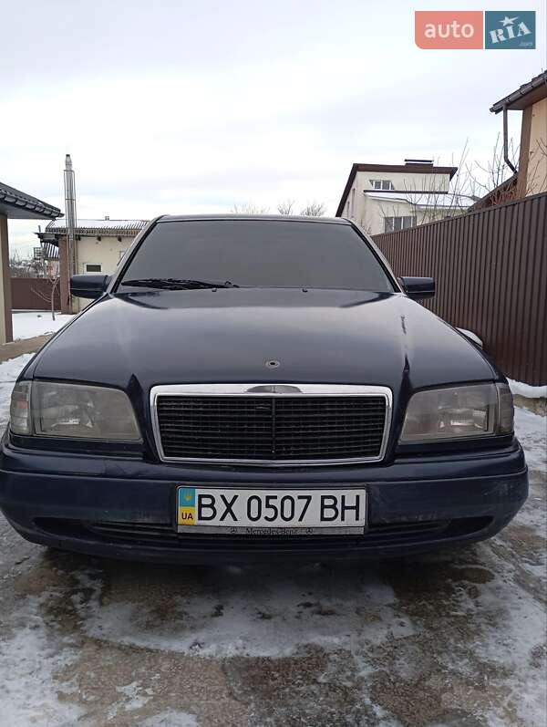 Седан Mercedes-Benz C-Class 1995 в Хмельницком