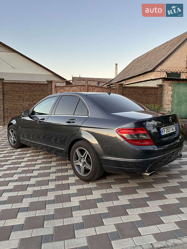 Седан Mercedes-Benz C-Class 2007 в Запорожье