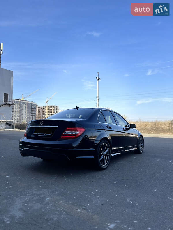 Седан Mercedes-Benz C-Class 2014 в Одесі фото 3 Седан Mercedes-Benz C-Class 2014 в Одесі