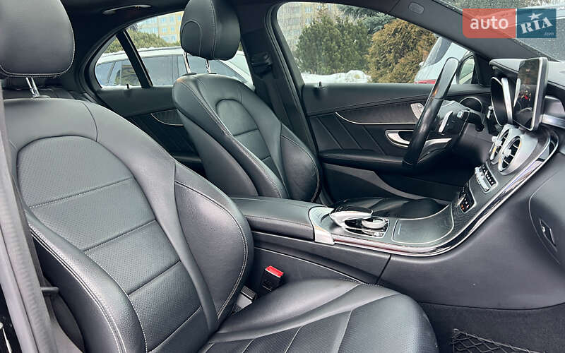 Седан Mercedes-Benz C-Class 2016 в Львове