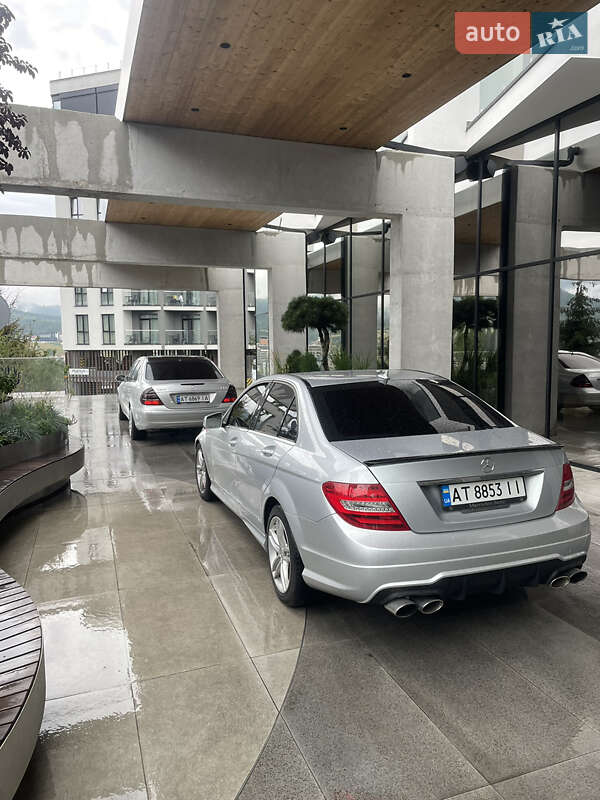 Mercedes-Benz C-Class 2012