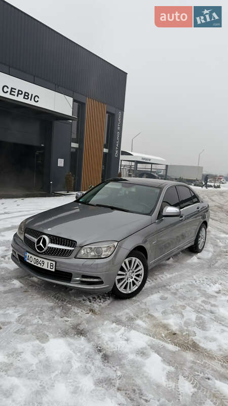 Седан Mercedes-Benz C-Class 2007 в Иршаве