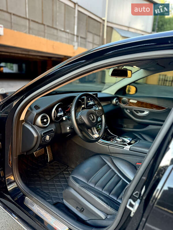 Седан Mercedes-Benz C-Class 2016 в Одессе