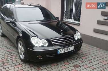 Универсал Mercedes-Benz C-Class 2004 в Николаеве