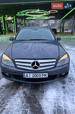 Универсал Mercedes-Benz C-Class 2010 в Киеве