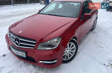 Седан Mercedes-Benz C-Class 2014 в Львове