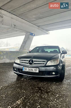 Седан Mercedes-Benz C-Class 2008 в Броварах