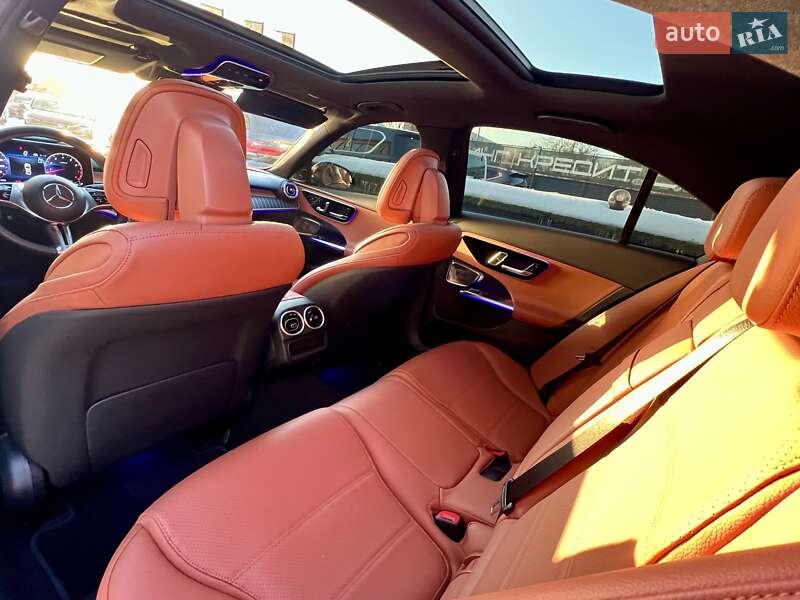 Седан Mercedes-Benz C-Class 2022 в Києві