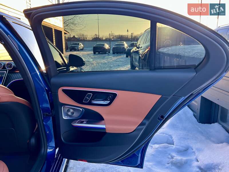 Седан Mercedes-Benz C-Class 2022 в Києві