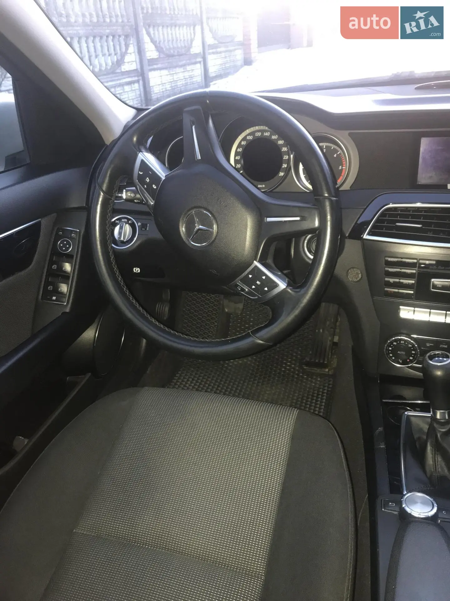 2013 Mercedes-Benz C-klasse - мініатюра 10