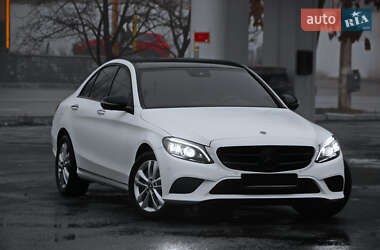Седан Mercedes-Benz C-Class 2018 в Дніпрі