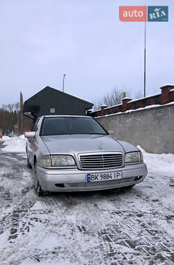 Седан Mercedes-Benz C-Class 1997 в Рівному