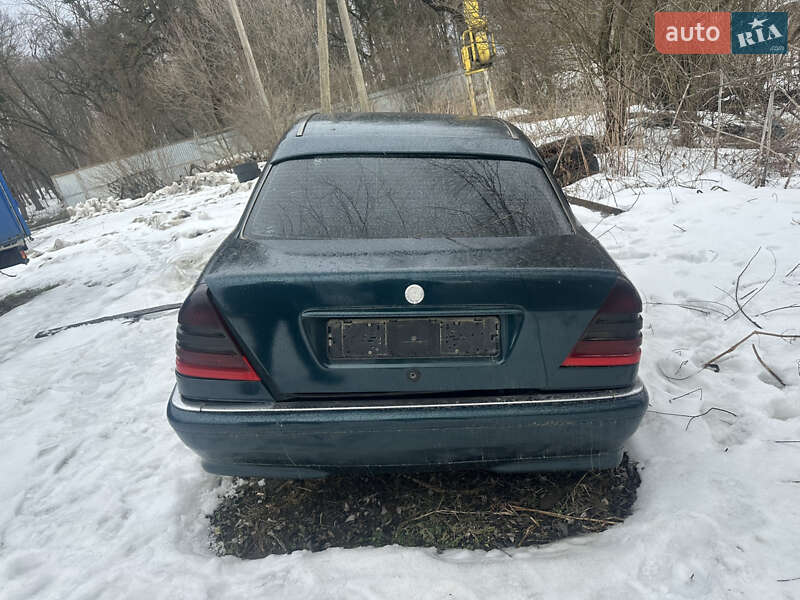 Седан Mercedes-Benz C-Class 1998 в Черновцах