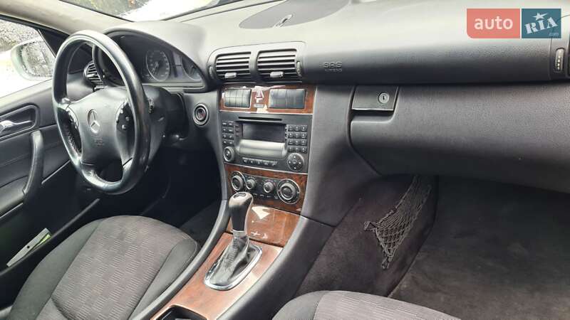 Седан Mercedes-Benz C-Class 2004 в Хмельницком