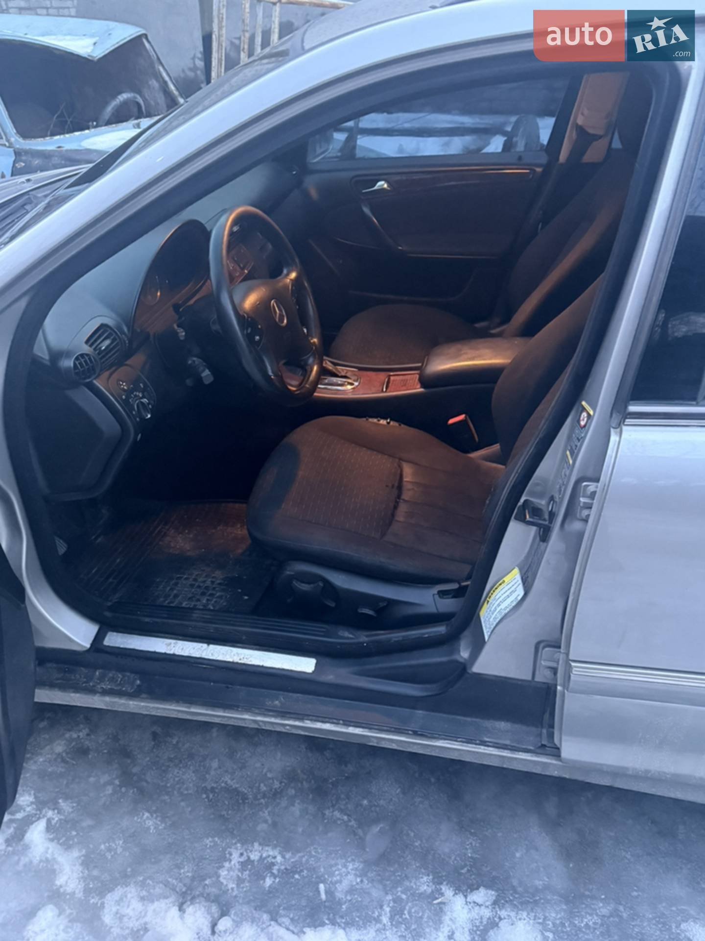 Mercedes-Benz C-Class 2005 VIN WDB2032081F682741 фото оголошення 13 з 15
