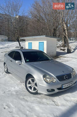 Купе Mercedes-Benz C-Class 2004 в Харькове