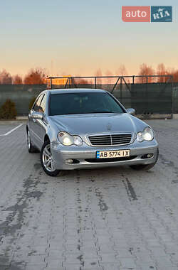 Седан Mercedes-Benz C-Class 2003 в Виннице