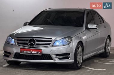 Седан Mercedes-Benz C-Class 2011 в Киеве