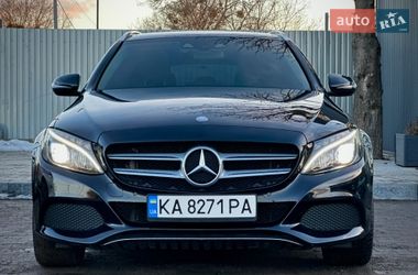 Універсал Mercedes-Benz C-Class 2016 в Києві