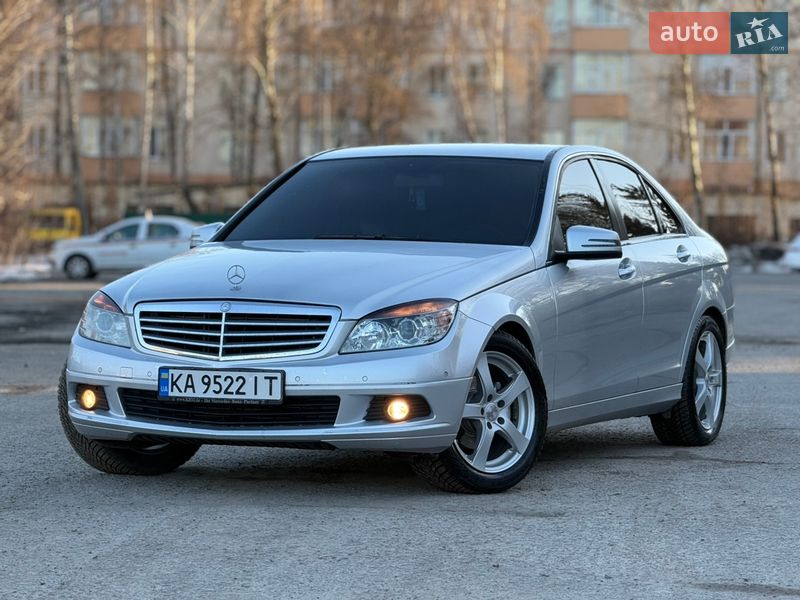 Mercedes-Benz C-Class 2010