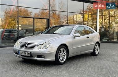 Купе Mercedes-Benz C-Class 2004 в Києві