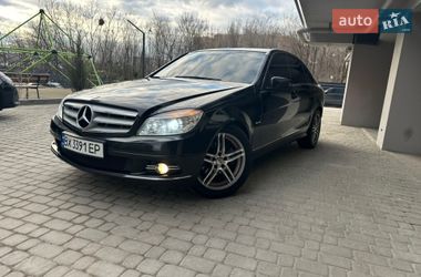 Седан Mercedes-Benz C-Class 2008 в Днепре