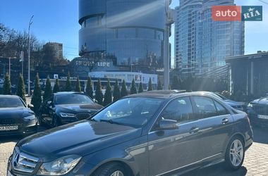 Седан Mercedes-Benz C-Class 2012 в Киеве