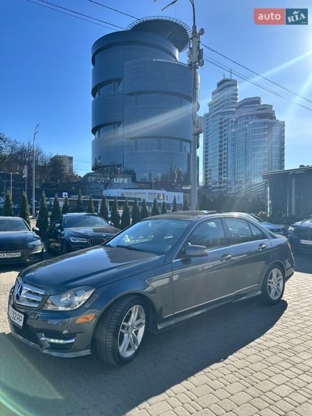 Mercedes-Benz C-Class 2012