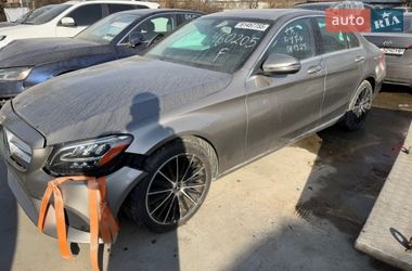 Седан Mercedes-Benz C-Class 2019 в Львові
