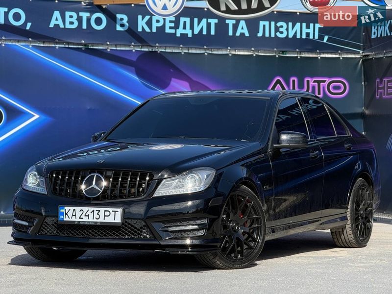 Mercedes-Benz C-Class 2011 Mercedes-Benz C-Class 2011