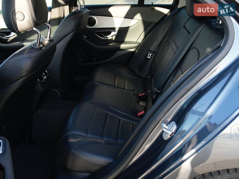 Седан Mercedes-Benz C-Class 2015 в Луцке