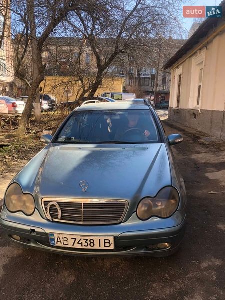 Mercedes-Benz C-Class 2002