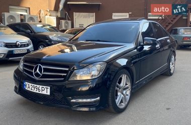 Седан Mercedes-Benz C-Class 2014 в Киеве