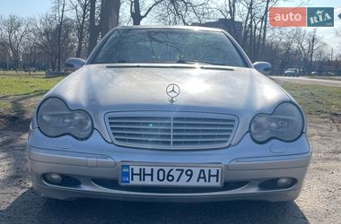 Седан Mercedes-Benz C-Class 2001 в Одессе