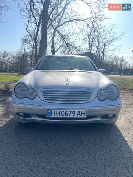 Mercedes-Benz C-Class 2001