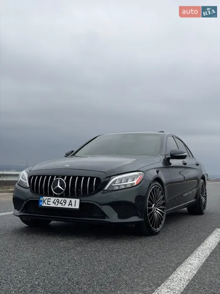 Mercedes-Benz C-Class