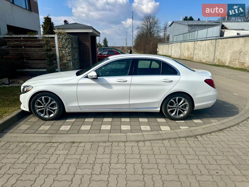 Седан Mercedes-Benz C-Class 2017 в Стрию