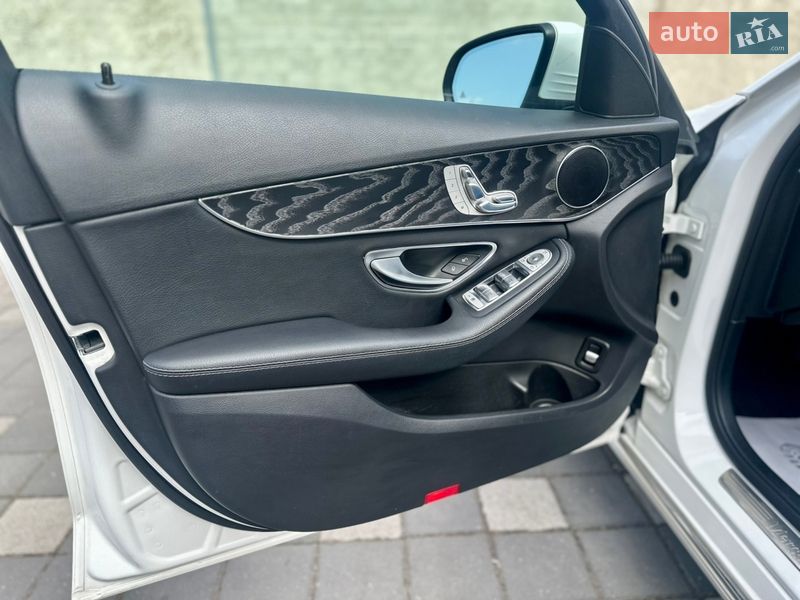 Седан Mercedes-Benz C-Class 2017 в Стрию
