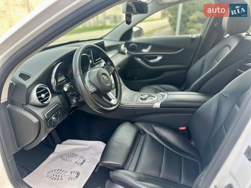 Седан Mercedes-Benz C-Class 2017 в Стрию