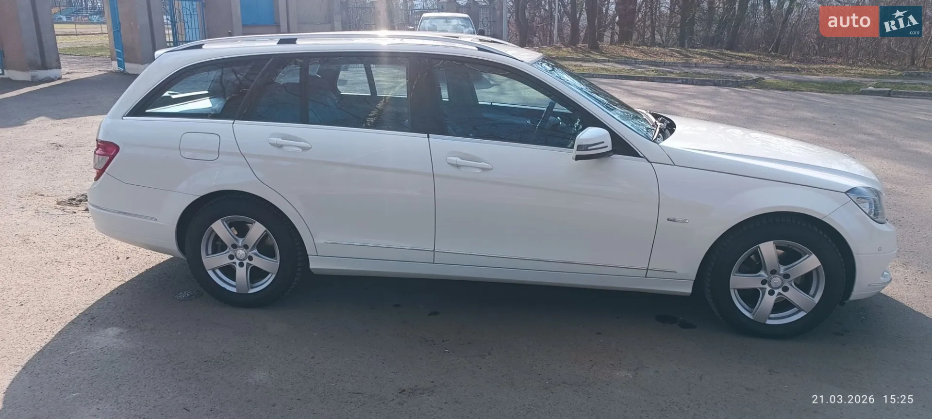 2010 Mercedes-Benz C-klasse - мініатюра 45